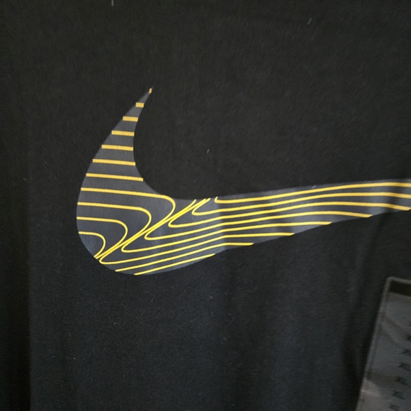 💣NWT mens Nike Swoosh cotton Tee - Picture 2 of 6